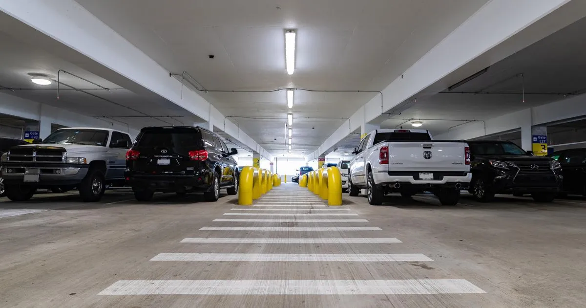 Parking For Rent - Cook Road, Centennial Park Parking For Rent - Cook Road, Centennial Park