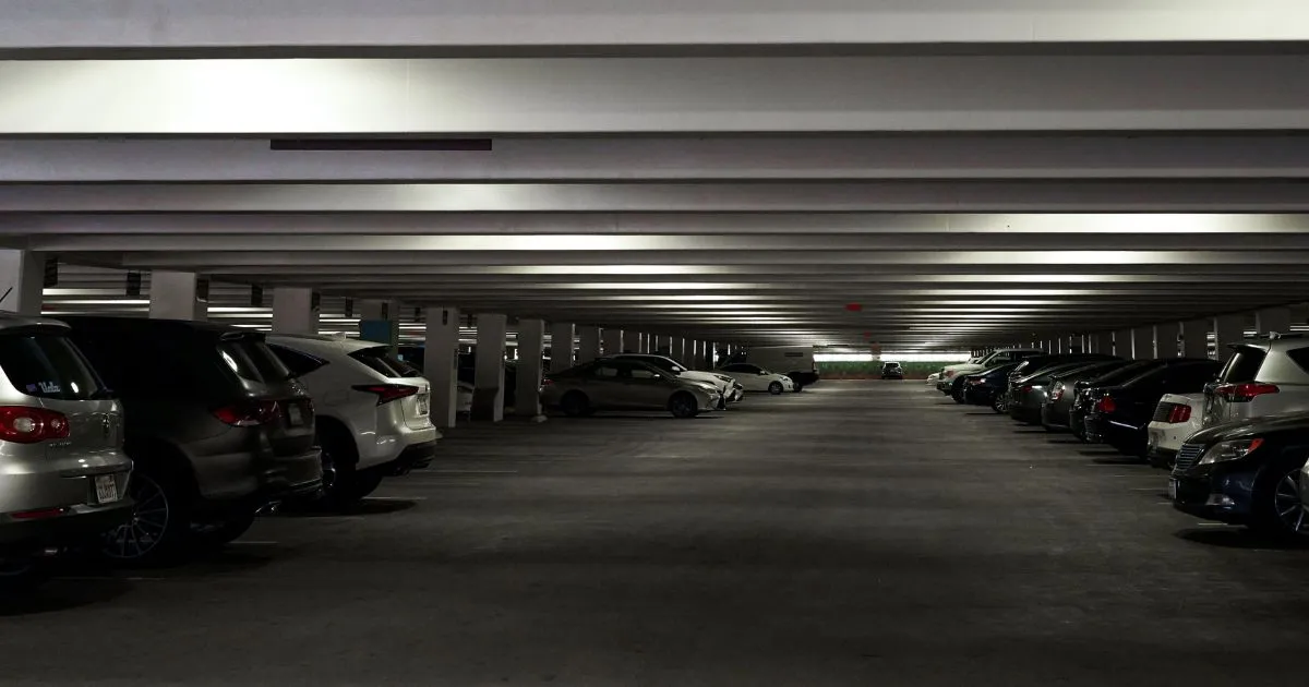 Pros and Cons of QueensPlaza Car Park Is it Worth the Price