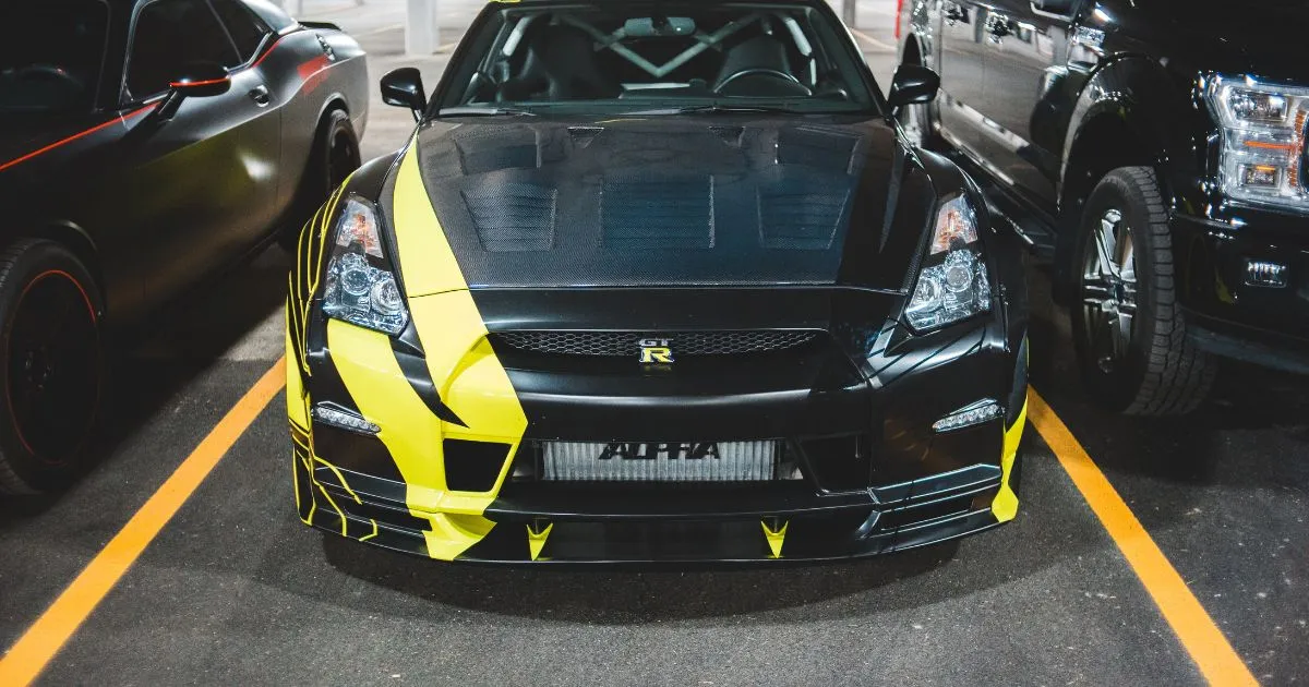 The Pros and Cons of Using Parkonking for Parking Services