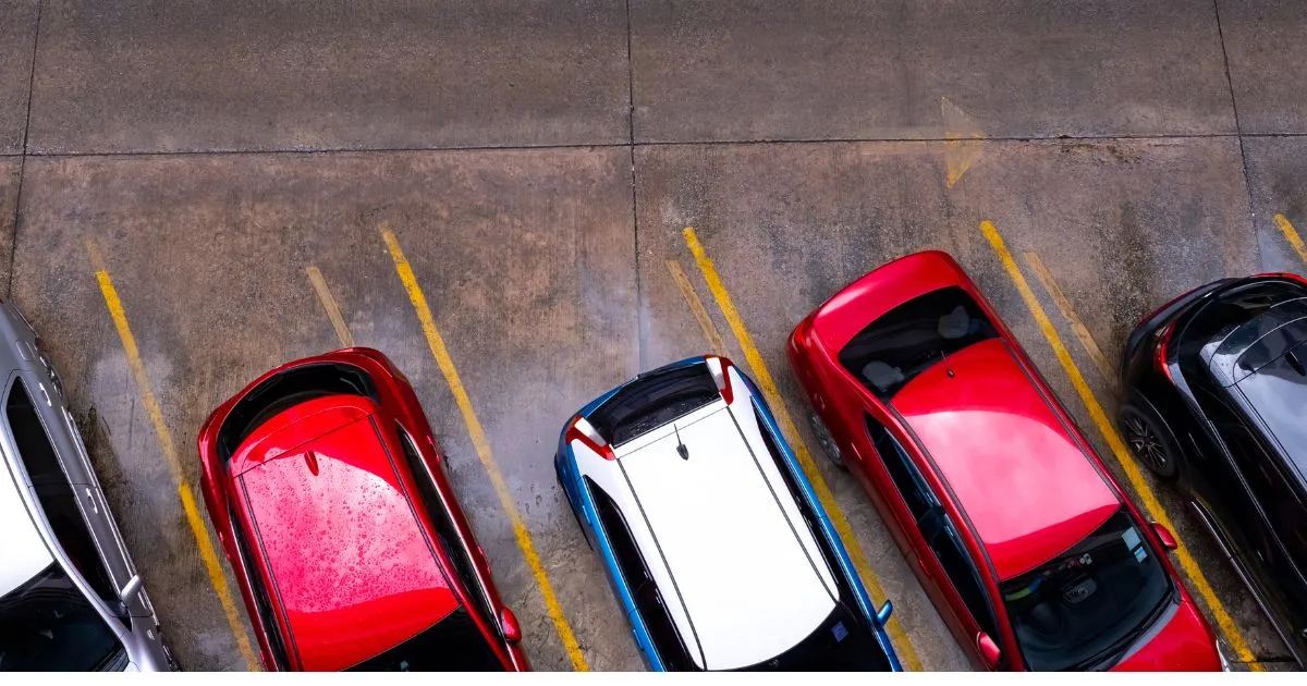 A Picture Portraying The Perfect Example Of Angled Parking