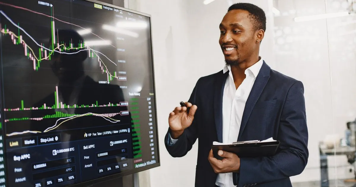 A Professional Giving Briefing On Business Growth After The Integration Of An App