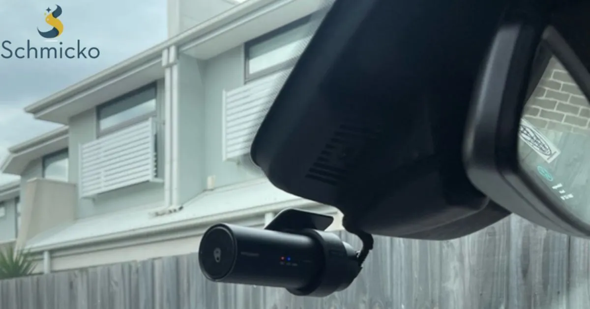A Schmicko Dashcam Installed In A Vehicle