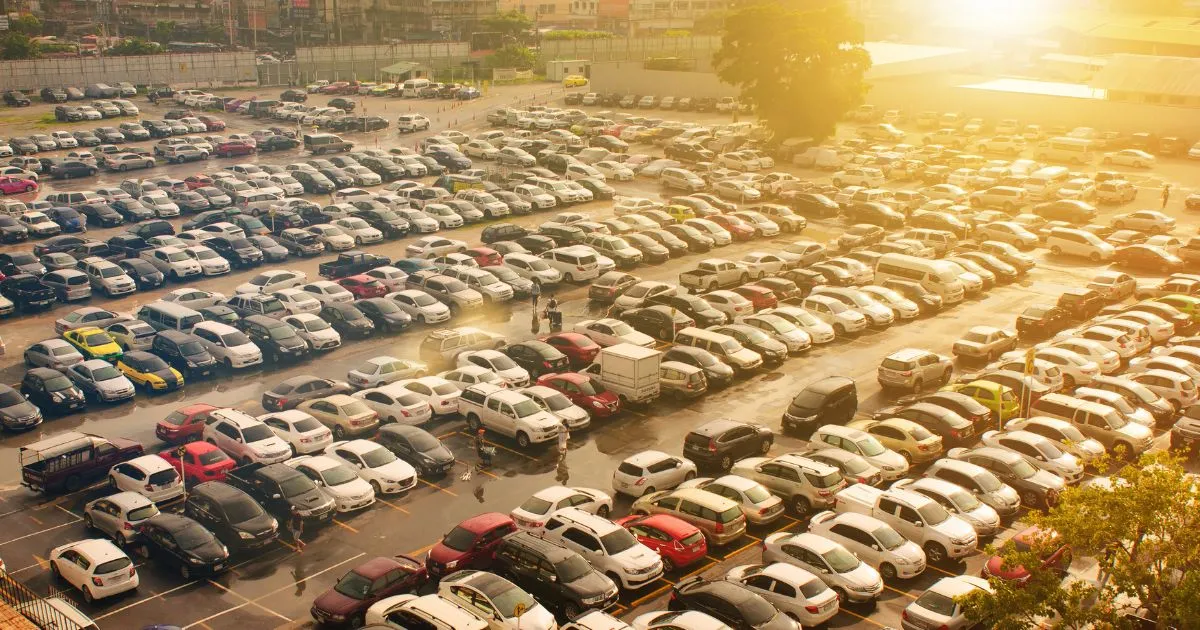 An Extremely Busy Parking Lot With No More Spaces Left For New Cars An Extremely Busy Parking Lot With No More Spaces Left For New Cars