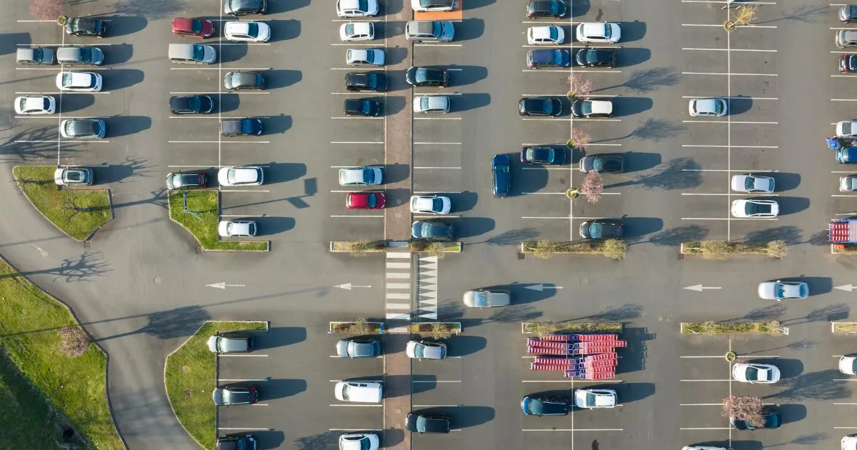 Busy Beaver Airport Parking