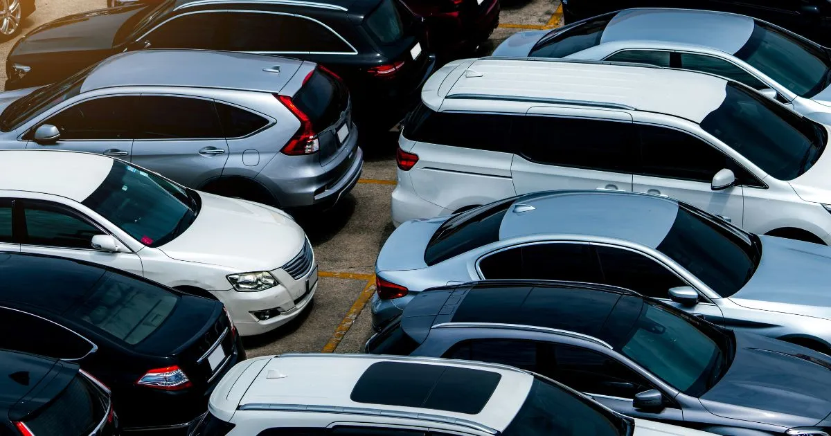 Crowded Parking Lot The Everyday Struggle For A Spot