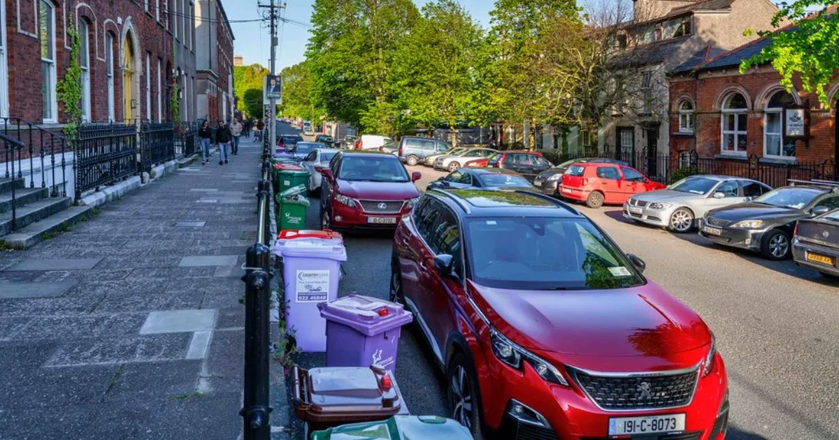 Roadside Parking Spaces For Cars On Wellington Road Sydney Roadside Parking Spaces For Cars On Wellington Road Sydney