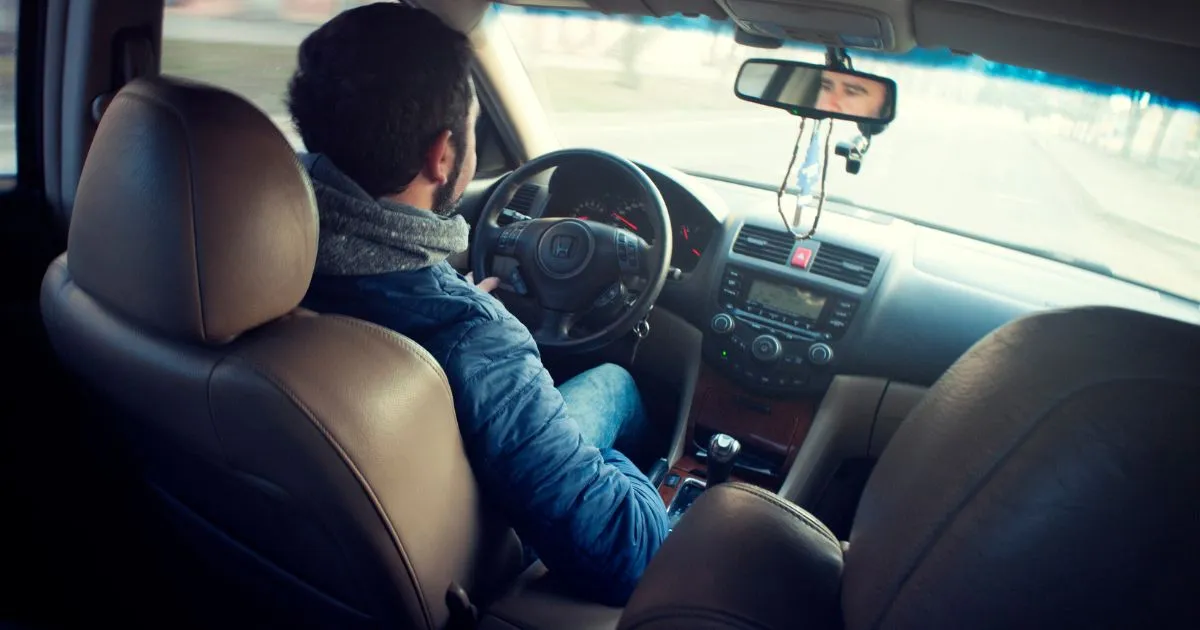 Stay Safe The Importance of Defensive Driving Stay Safe The Importance of Defensive Driving