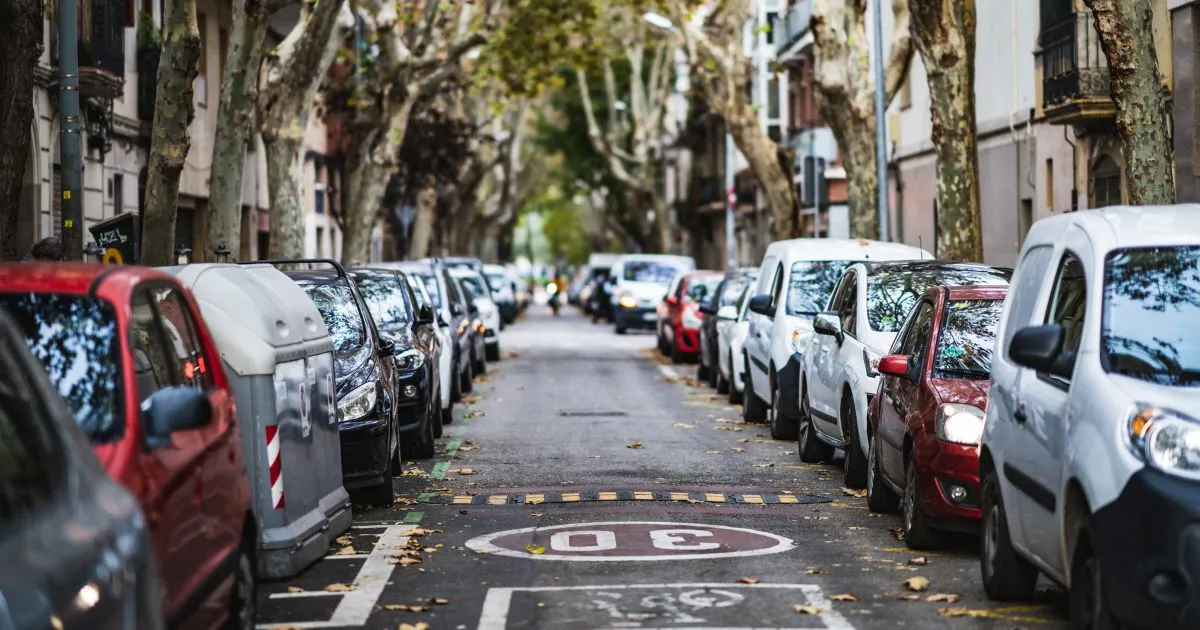 Street Side Parking In The City Street Side Parking In The City