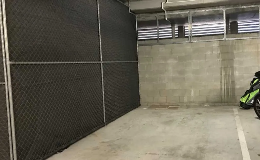 Parking For Rent - 1 Min. Walk To Bulimba Ferry Underground Carpark W. Remote Gate Entrance.