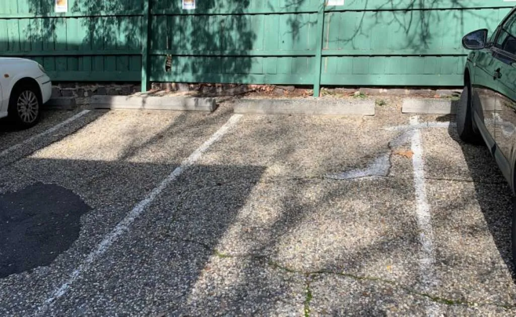 Parking For Rent - Close To Cbd And On 1/6 Tram Line Parking For Rent - Close To Cbd And On 1/6 Tram Line