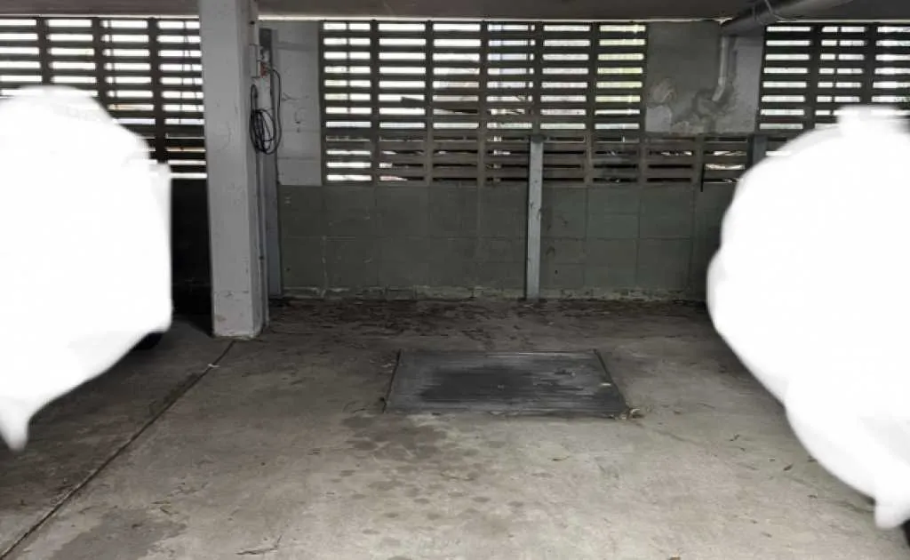 Secure indoor parking in north Newtown Secure indoor parking in north Newtown