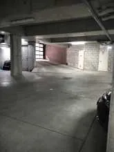 Renting a carspot in garage In REDFEN 