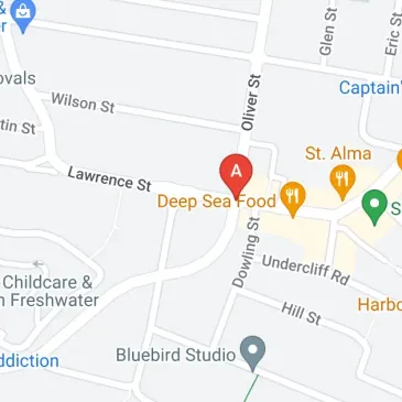 Double Lock Up Garage In Freshwater To Rent