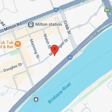 Organised parking near 40 McDougall St Milton QLD spaces