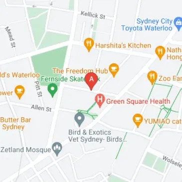 Convenient Waterloo parking space close to bus and train