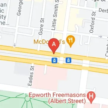 Indoor underground secured car space near St Vincent