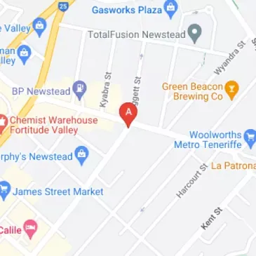 Secure car space in central Newstead priced for quick rent