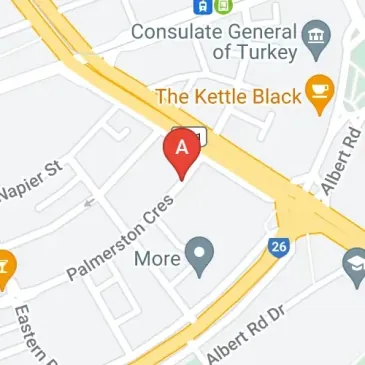 South Melbourne unreserved parking near trams is available