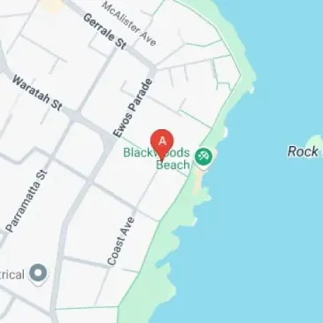 Secure Garage in Central Cronulla - Walk to Beach, Shops & Station