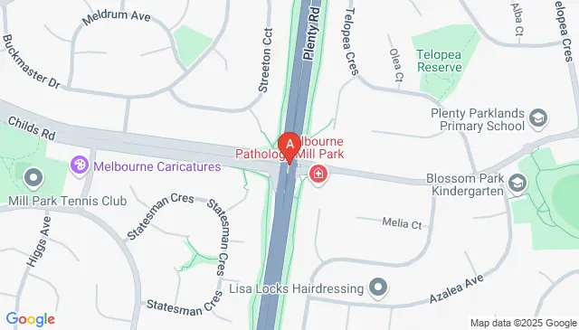 Huge garage with big garden storage in Mill Park VIC