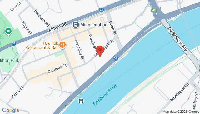 Organised parking near 40 McDougall St Milton QLD spaces