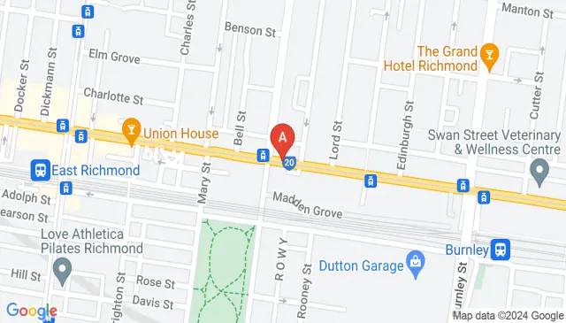 Great parking space in Richmond near local convenience store