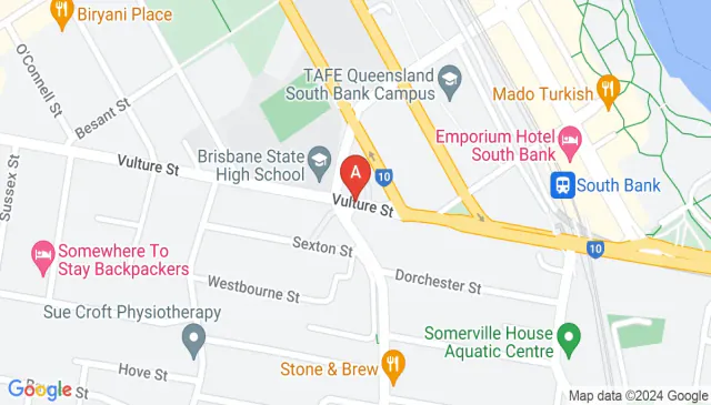 Safe open parking Highgate Hill close to bus station