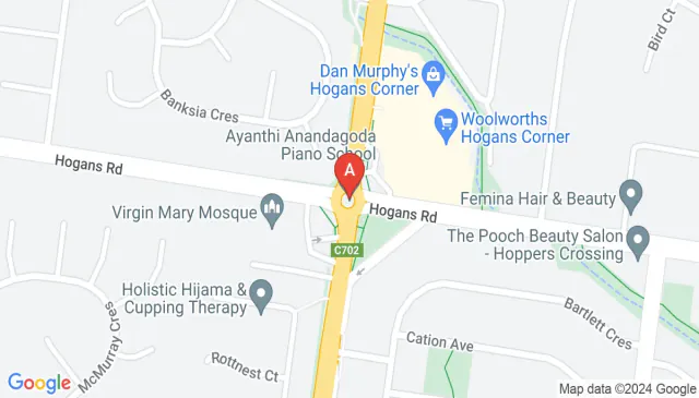 Yard truck parking in Hoppers Crossing is available